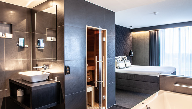 Bathroom Wellness Suite Black